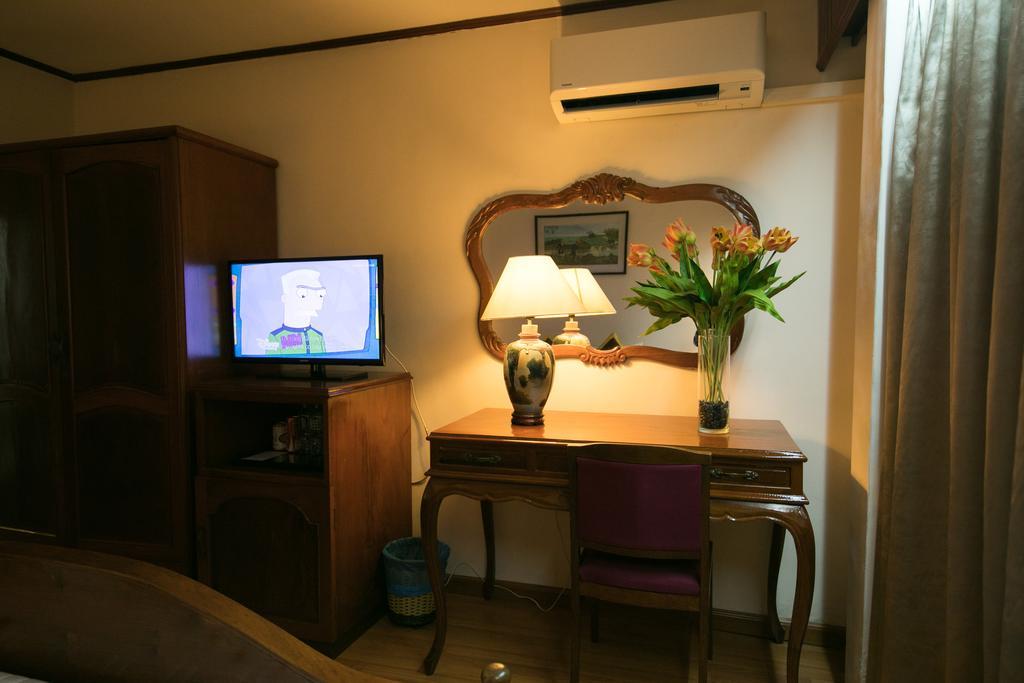 Asian Hotel Ho Chi Minh-stad Buitenkant foto